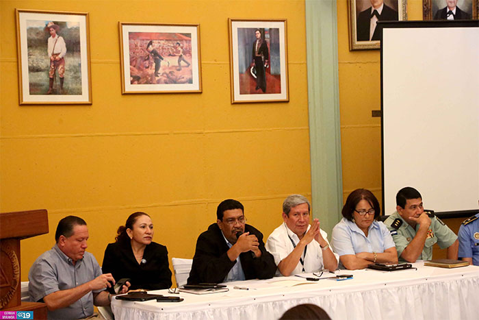 Gobierno expone modelo de atención y prevención ante desastres a Cuerpo Diplomático