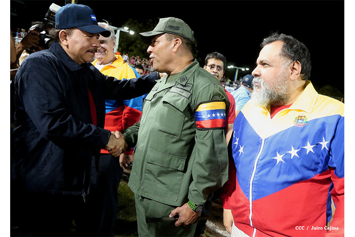 Daniel inaugura Estadio de Béisbol Infantil “Hugo Chávez Frías”