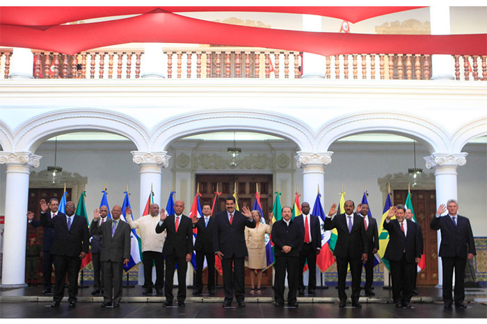 Presidente Daniel participa en IX Cumbre Extraordinaria de Petrocaribe