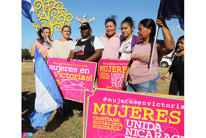 Nicaragüenses celebran restitución de los derechos de la Mujer