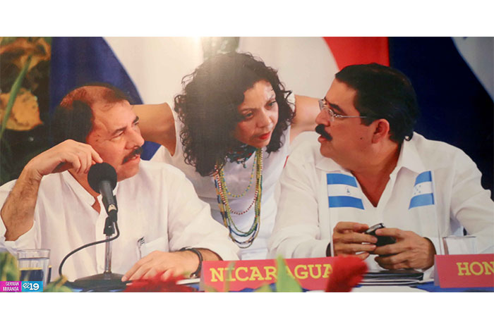 Agencia EFE inaugura exposición fotográfica en Palacio Nacional