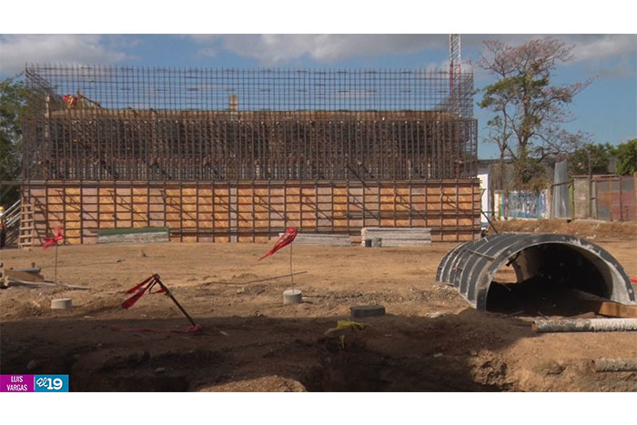 Avanza construcción de paso a desnivel de Rubenia