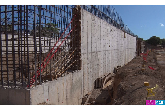 Avanza construcción de paso a desnivel de Rubenia