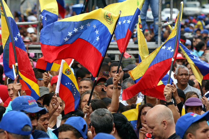 Venezuela sale a las calles a respaldar a Maduro frente a agresión imperialista