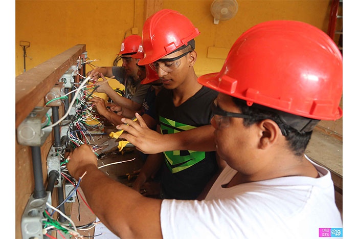 Nicaragua avanza en su formación técnica