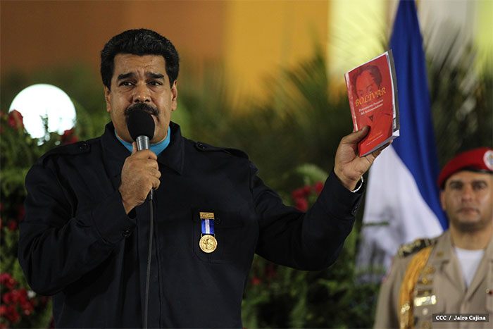 Nicolás Maduro: “¡Qué gran amor tenía Chávez por el Comandante Daniel y por Rosario”