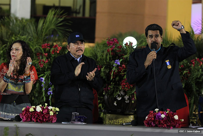 Nicolás Maduro: “¡Qué gran amor tenía Chávez por el Comandante Daniel y por Rosario”