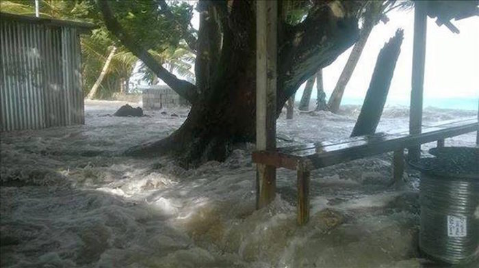 Ciclón Pam barre Vanuatu, donde puede haber decenas de muertos (FOTOS Y VIDEO)