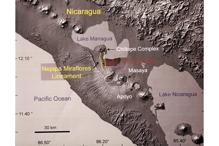 Vulcanólogos alemanes escarban historia de las erupciones en Nicaragua