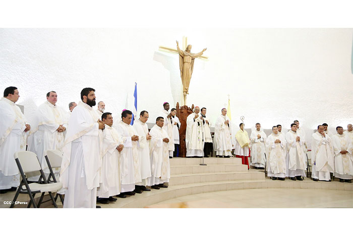 Celebran en Catedral de Managua segundo aniversario del pontificado del Papa Francisco