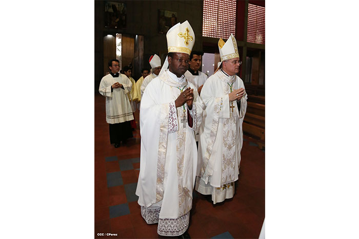 Celebran en Catedral de Managua segundo aniversario del pontificado del Papa Francisco