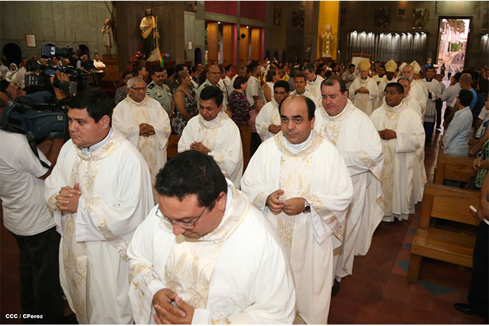 Celebran en Catedral de Managua segundo aniversario del pontificado del Papa Francisco
