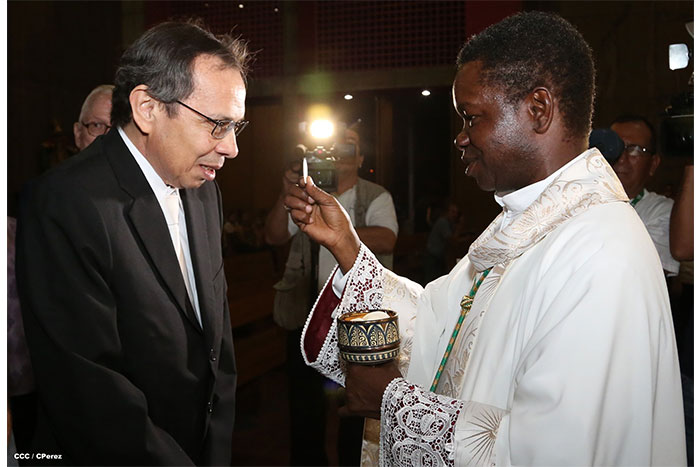 Celebran en Catedral de Managua segundo aniversario del pontificado del Papa Francisco