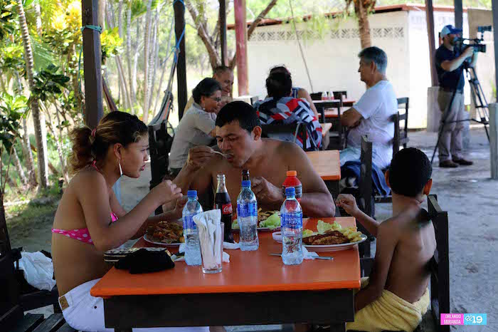 Termales aguas claras recibe a familias nicaragüenses este fin de semana