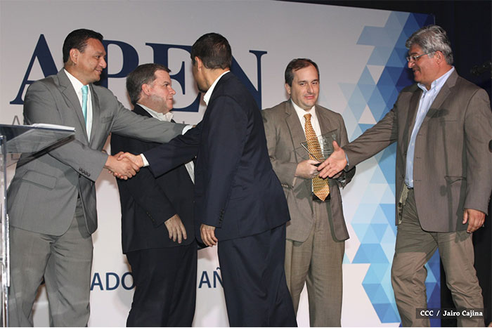 APEN galardona a las mejores empresas exportadoras del 2014