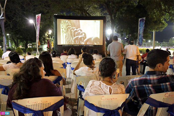 Presentan “La Parka” en Parque Luis Alfonso Velásquez
