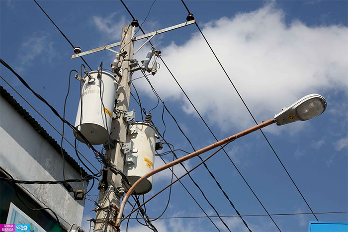 Reducción del costo de la tarifa eléctrica: buena noticia para comerciantes del Mercado Oriental