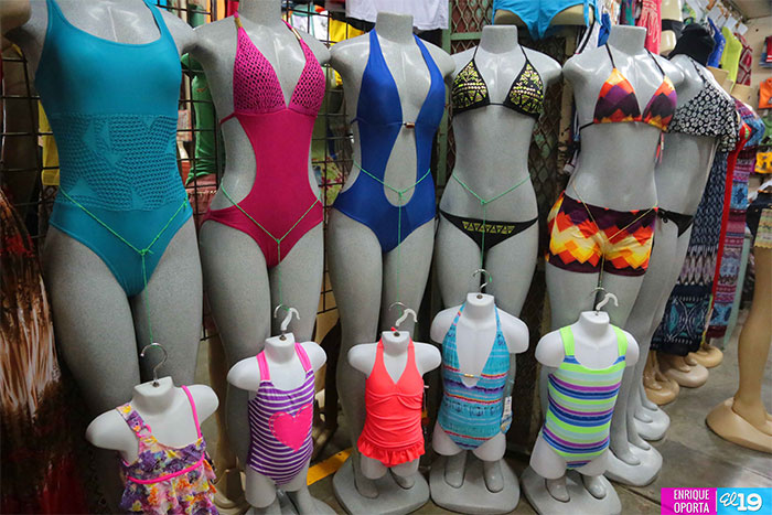 Productos de verano continúan a la venta en Mercado Roberto Huembes