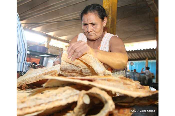 Mercados inundados con ofertas de cuaresma