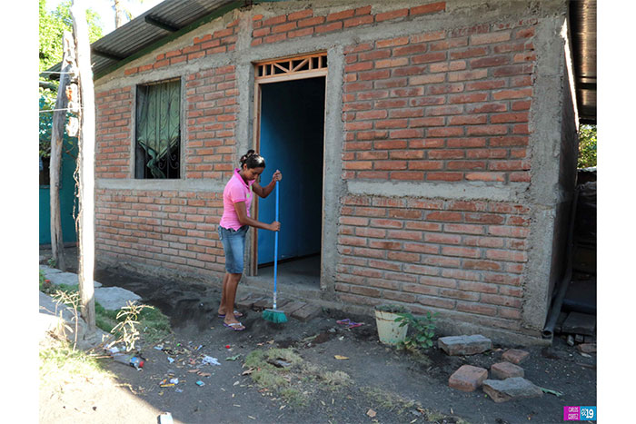 Familias de Momotombo con nuevas esperanzas a un año del terremoto de abril