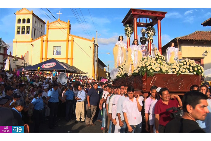 León celebra tradicional procesión en honor a San Benito de Palermo 