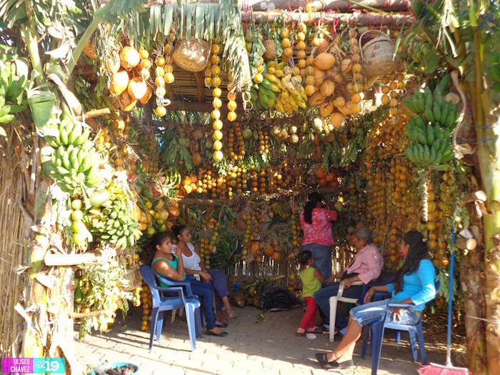 Dirialeños elaboran y disfrutan el Almíbar más grande de su municipio