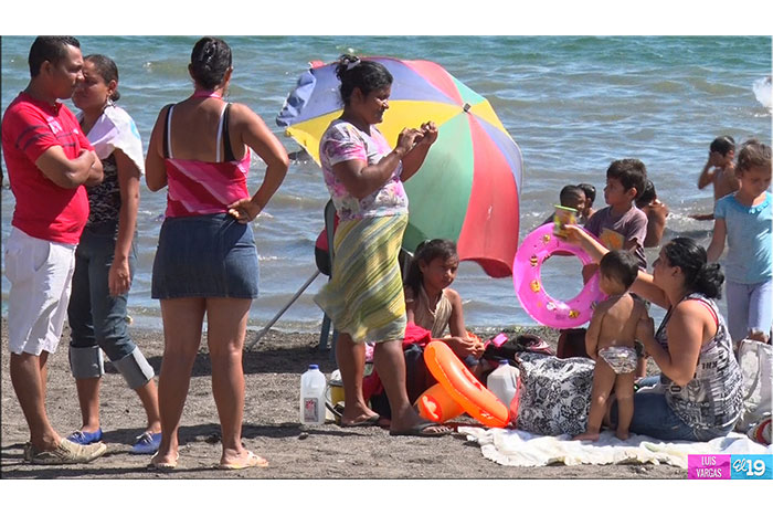 Capitalinos viajan a centros turísticos gracias al respaldo del gobierno