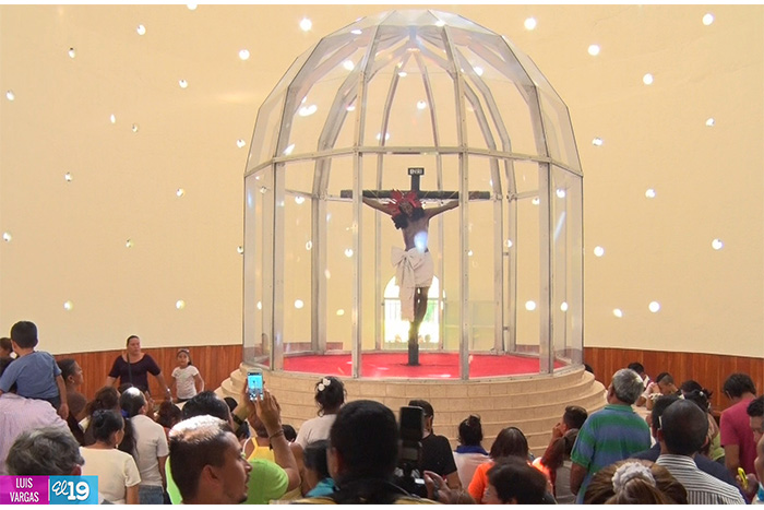 La Sangre de Cristo retorna a su capilla