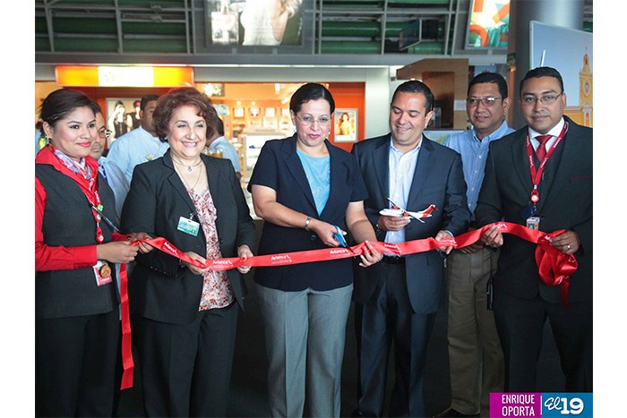 Inicia ruta aérea directa Managua-Guatemala