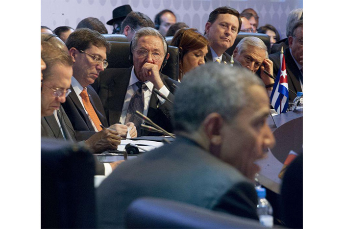 Presidentes de Cuba y EEUU se reúnen en Panamá (FOTOS, VIDEO)