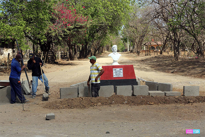 Remozan monumentos a héroes y mártires en Villa El Carmen y San Rafael del Sur