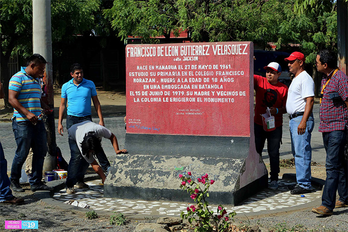 Juventud Sandinista honra memoria de Héroes y Mártires del distrito II