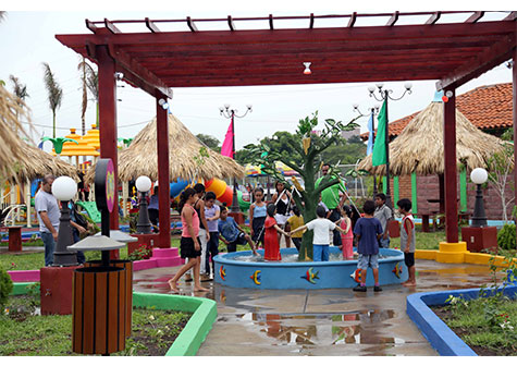 Gobierno inaugura Parque Infantil en Puerto Salvador Allende
