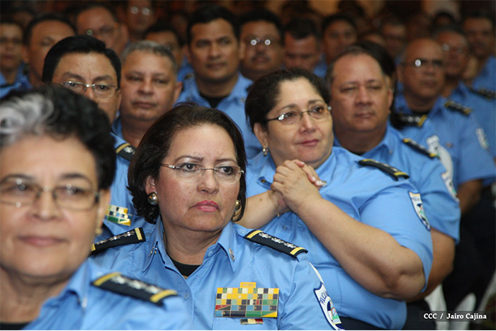 Daniel y Rosario reciben Plan de Fortalecimiento de la Seguridad Ciudadana 