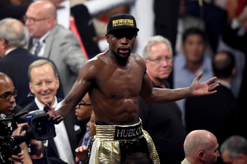 Mayweather derrota a Pacquiao por decisión unánime en la 'Pelea del Siglo'