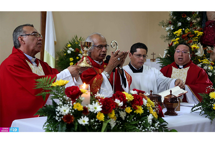 Cardenal Brenes oficia misa en honor al Señor de Veracruz en Masatepe