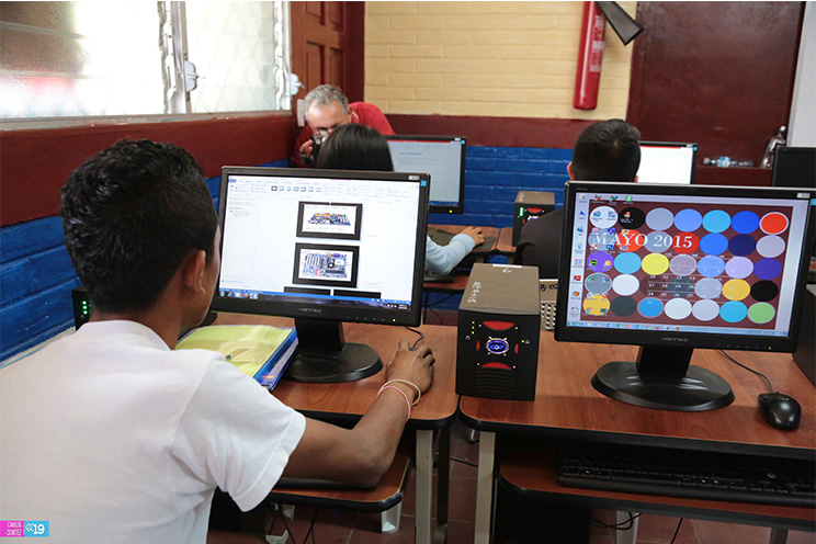 Educación técnica, base para el desarrollo laboral de la juventud