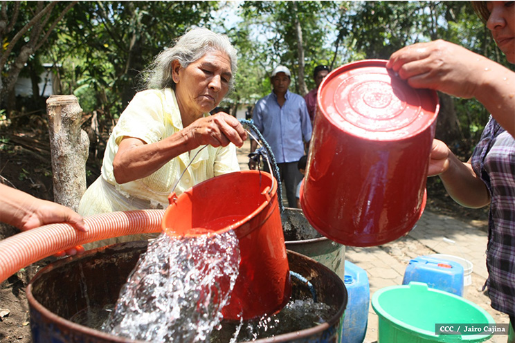 Abastecen agua potable con pipas a tres municipios de Masaya
