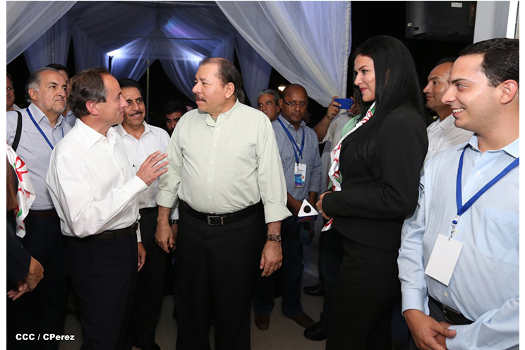 Presidente Daniel inaugura planta láctea del grupo Lala