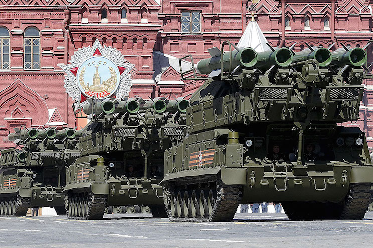 Con desfile militar Rusia celebrará 70 aniversario del Día de la Victoria 