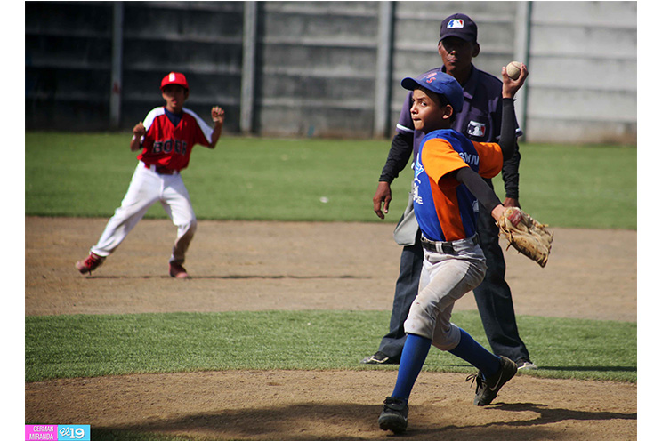 Estadio de Béisbol Infantil “Hugo Chávez Frías” restituye derechos a niñez nicaragüense