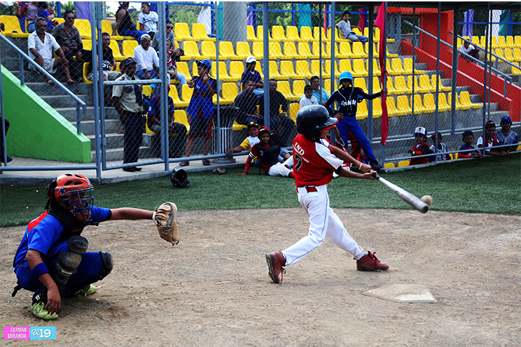 Estadio de Béisbol Infantil “Hugo Chávez Frías” restituye derechos a niñez nicaragüense