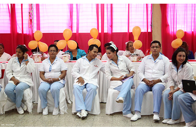 Celebran el Día Internacional de la Enfermería en el Hospital Bertha Calderón