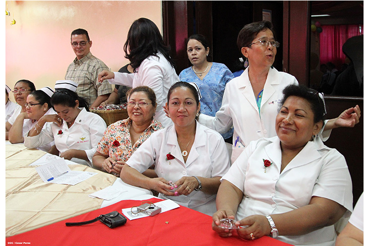 Celebran el Día Internacional de la Enfermería en el Hospital Bertha Calderón