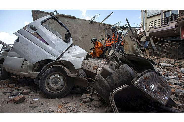 Nuevo terremoto de 7.3 en Nepal deja muertos y heridos