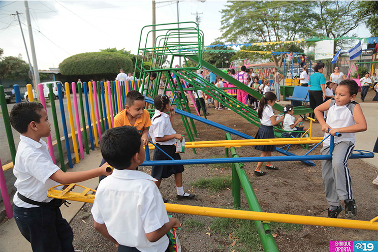 Inauguran Parque Infantil en Villa Libertad