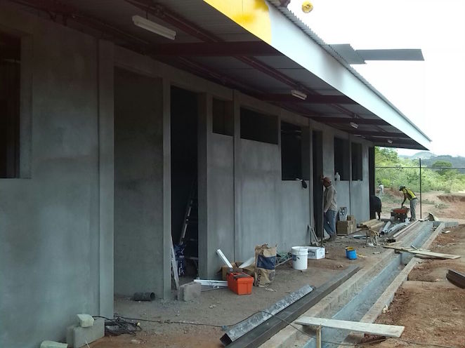 Madriz presenta informe de avance en construcción de CDI