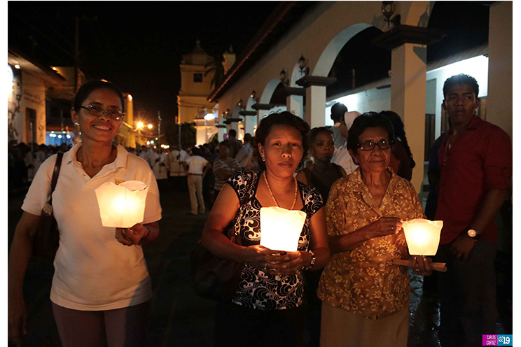 Leoneses celebran a la Virgen de Fátima junto a reliquia de San Juan Pablo II