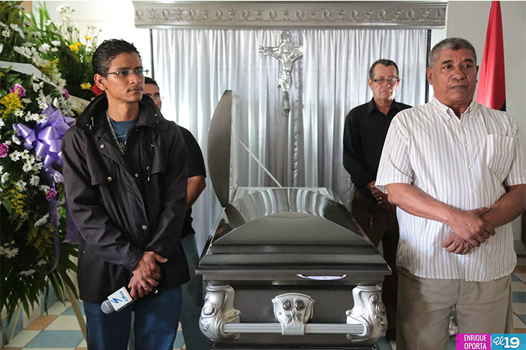Radio Sandino rinde homenaje póstumo a Rodolfo Tapia Molina