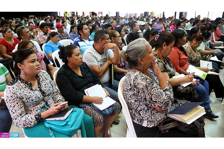 Expertos capacitan a líderes comunitarios e institucionales en temas ambientales